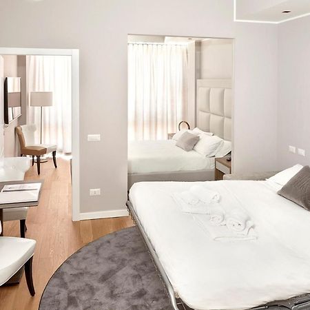 Prestige Boutique Aparthotel -Piazza Duomo Милано Екстериор снимка